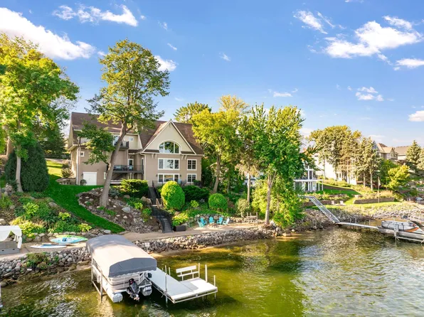 5670 Fairlawn Shores Trl SE, Prior Lake, MN 55372