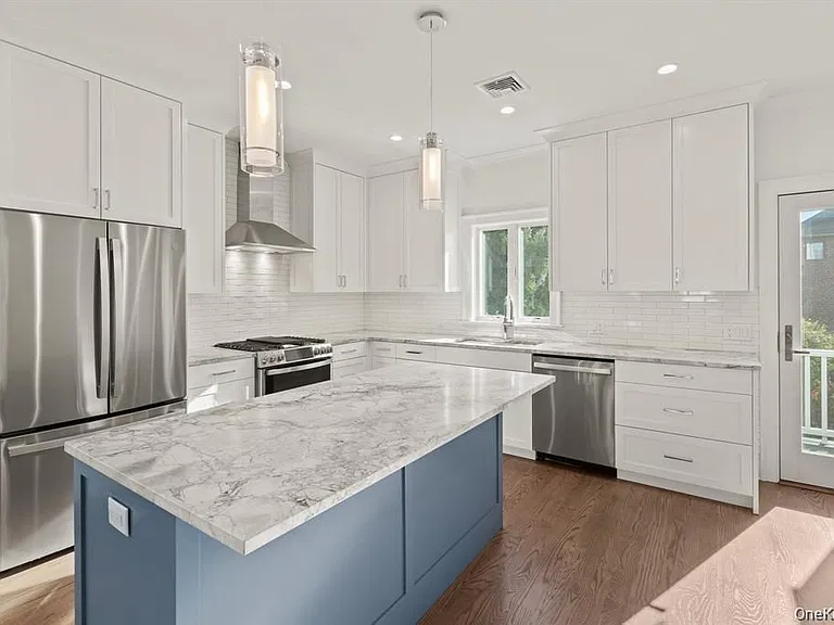 31 Maple Ave — Photo 9