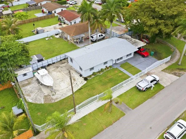 300 SW 8th Ave, Florida City, FL 33034
