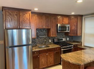 805 Valley Pl FLOOR 2, Perth Amboy, NJ 08861