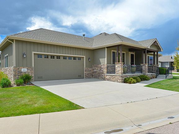 A3 - 2851 Crooked Wash Dr Loveland-large-017-23-Front7-1498x1000-72dpi.jpg