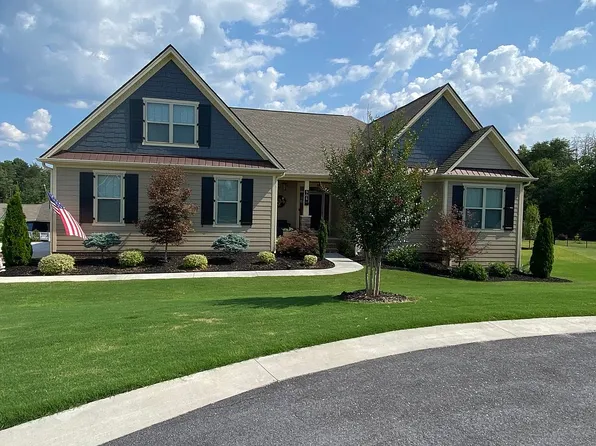 505 Alpenview Ln, Travelers Rest, SC 29690