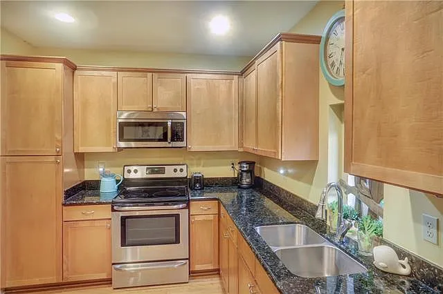 723 Kerlerec St #C — Photo 5