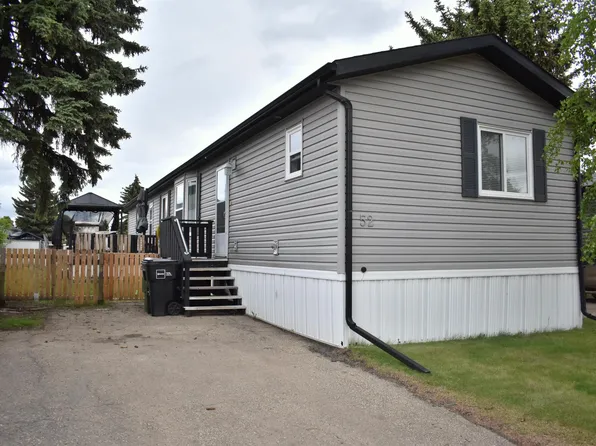 52 Evergreen Park NW, Edmonton, AB T5Y 4M2