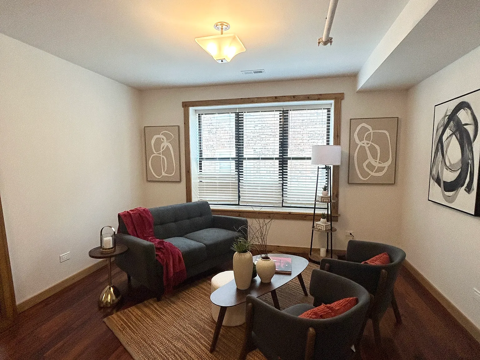 2 bed, 2.5 bath, 1050 sqft, $2,800 — Photo 4