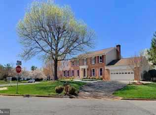 3298 Laneview Pl, Herndon, VA 20171
