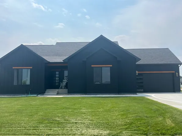 4820 Diamond Falls Rd, Billings, MT 59106
