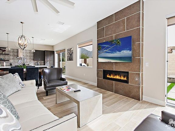 2nd image of 53720 Avenida Madero
