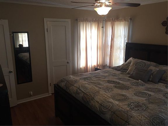 4th image of 1329 S Brighton Ave