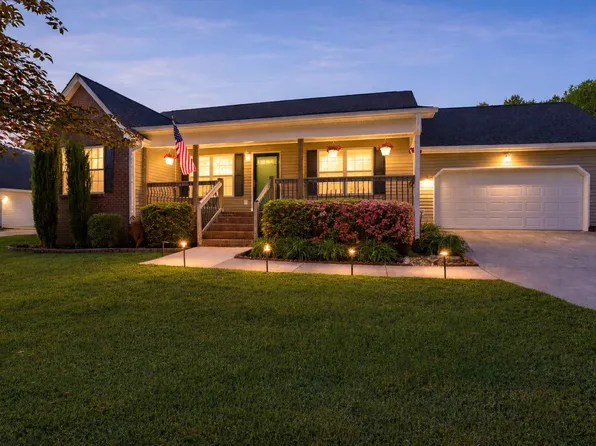 1723 Garretts Chapel Rd, Chickamauga, GA 30707