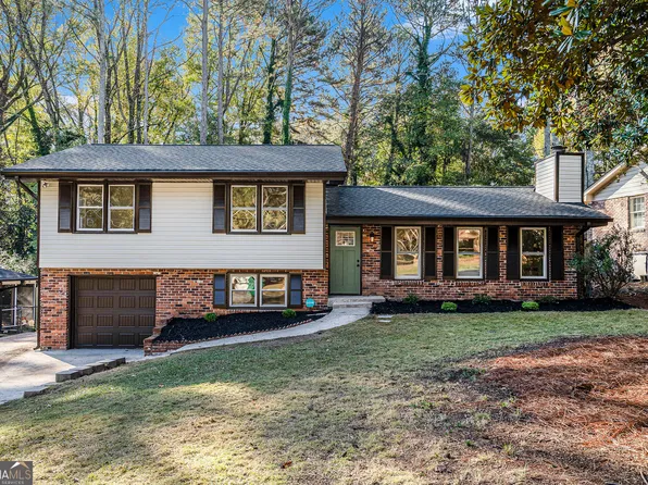 3213 Fern Dr, Tucker, GA 30084