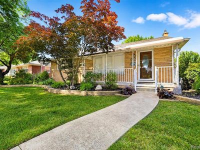 6627 Hawthorne St, Garden City, MI, 48135