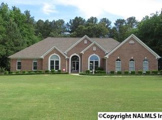 1601 Wyn Dr NW, Hartselle, AL 35640