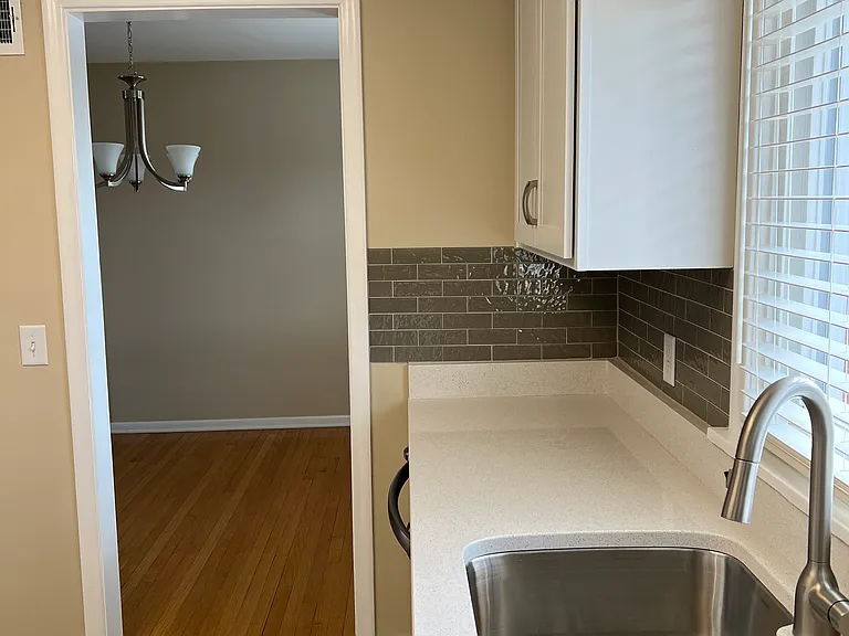 510 S 38th St #3 — Photo 11