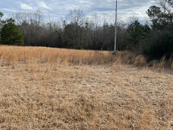 16 Clearview Dr, McComb, MS 39648