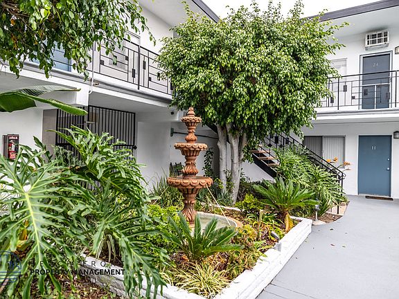 5th image of 3615 Elm Ave #60517174