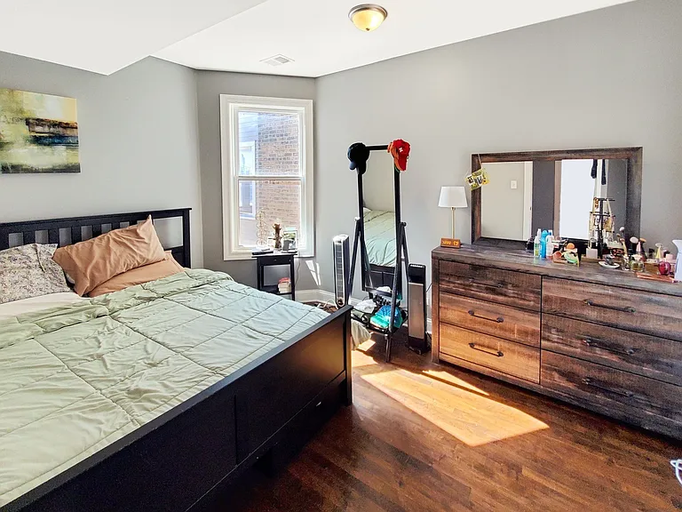 3215 W Warner Ave #2 — Photo 7