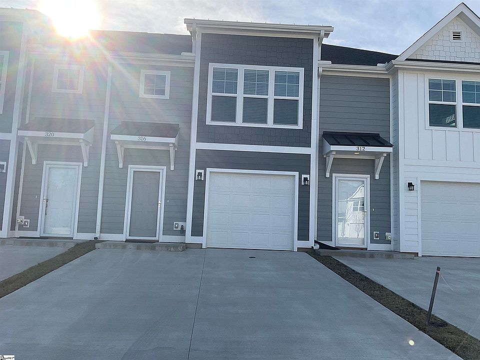 1st image of 319 Lion Heart Ln