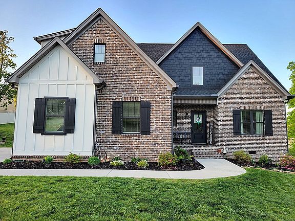 2nd image of 1748 Weston Hills Dr NW