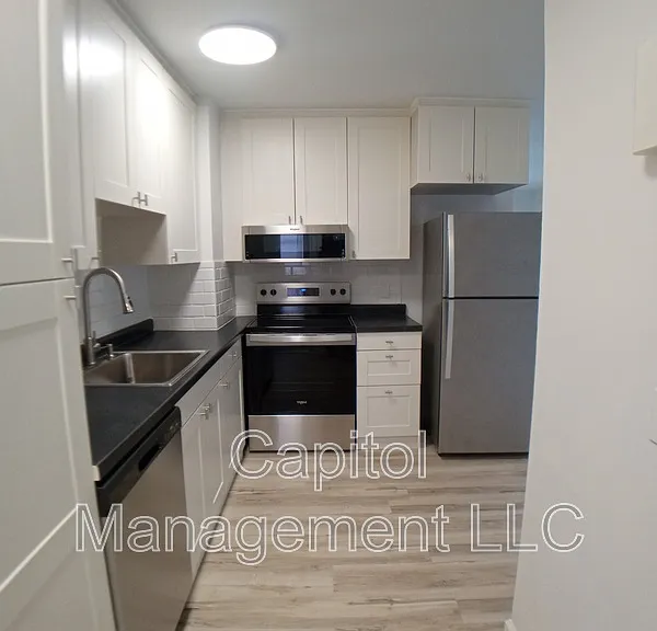 801 N Capitol Ave #4 — Photo 2