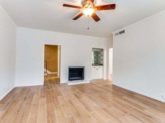 2nd image of 4321 Bellaire Dr S