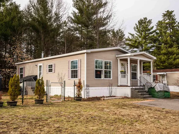 10 D'Amours Avenue, Rochester, NH 03839