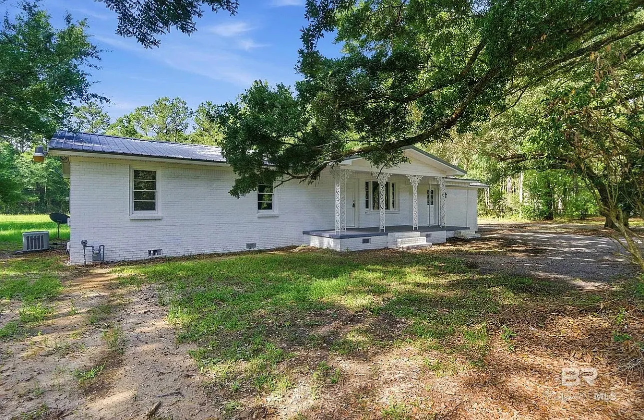 4 bed, 1788 sqft, $2,500 — Photo 2