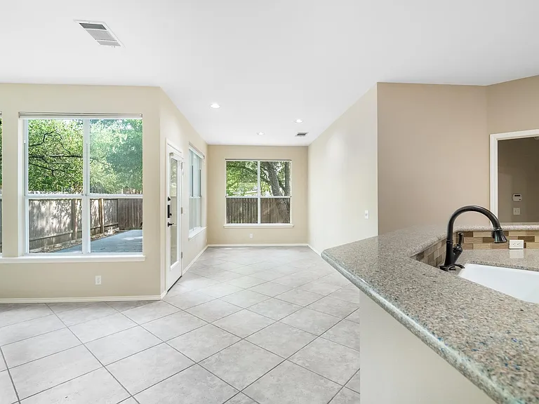 6664 Ruxton Ln — Photo 14