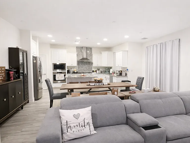 7076 Stratus Ct — Photo 1