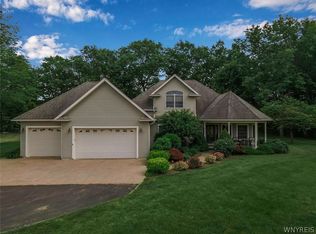 1149 Archbald Rd, Waterport, NY 14571