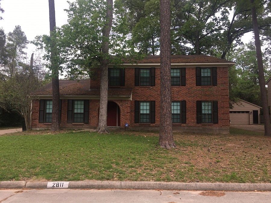 1st image of 2811 Golden Leaf Dr