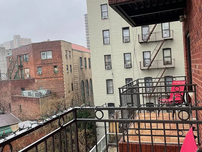 380 Neptune Ave #3 — Photo 10