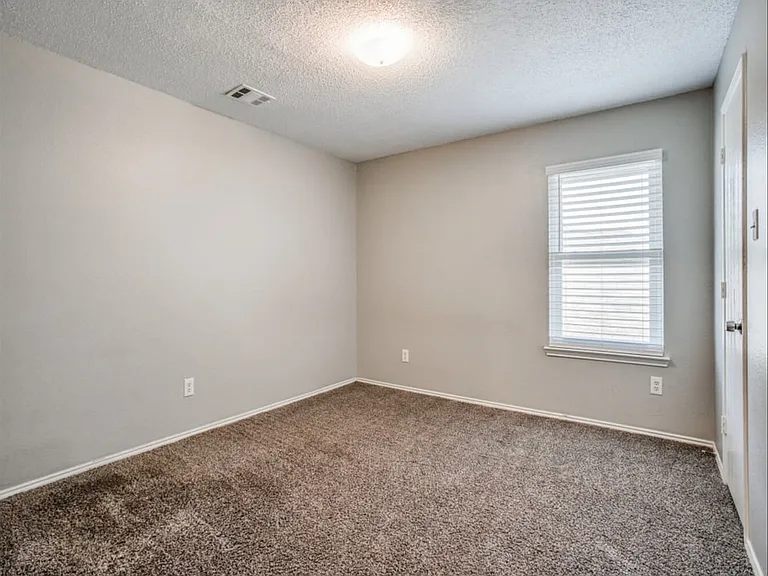 624 Canyon Pl — Photo 10