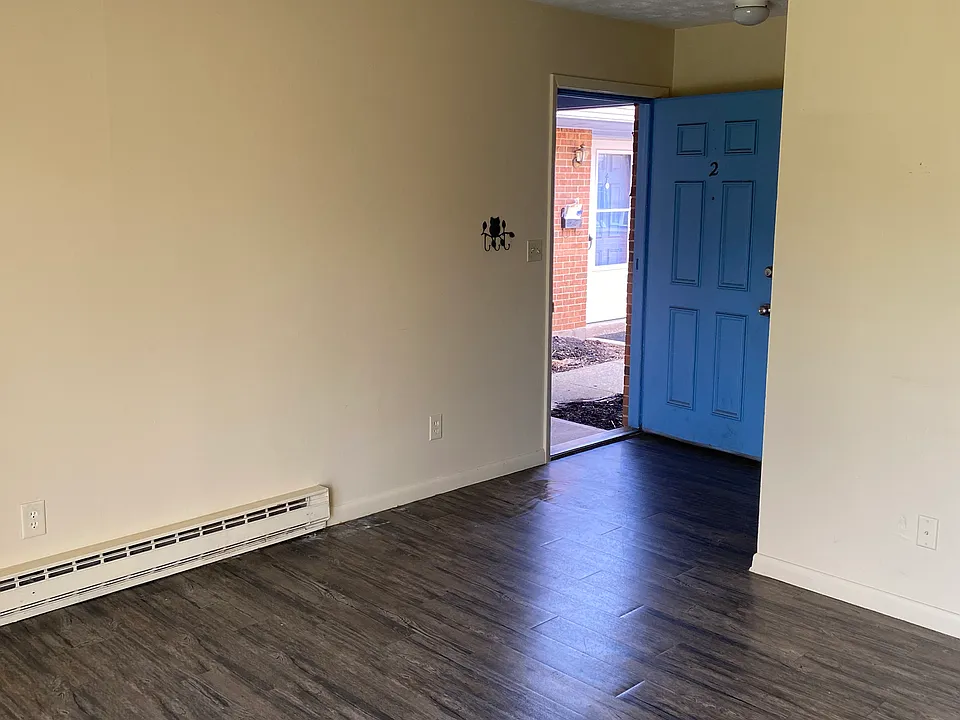 88 Ryder Ct #2