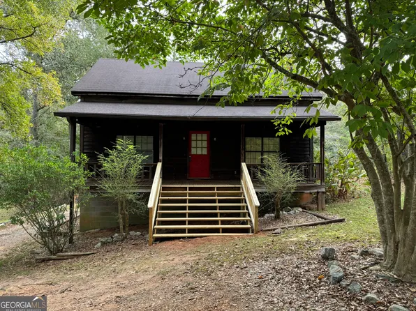 225 Jones Mill Cir, Gray, GA 31032