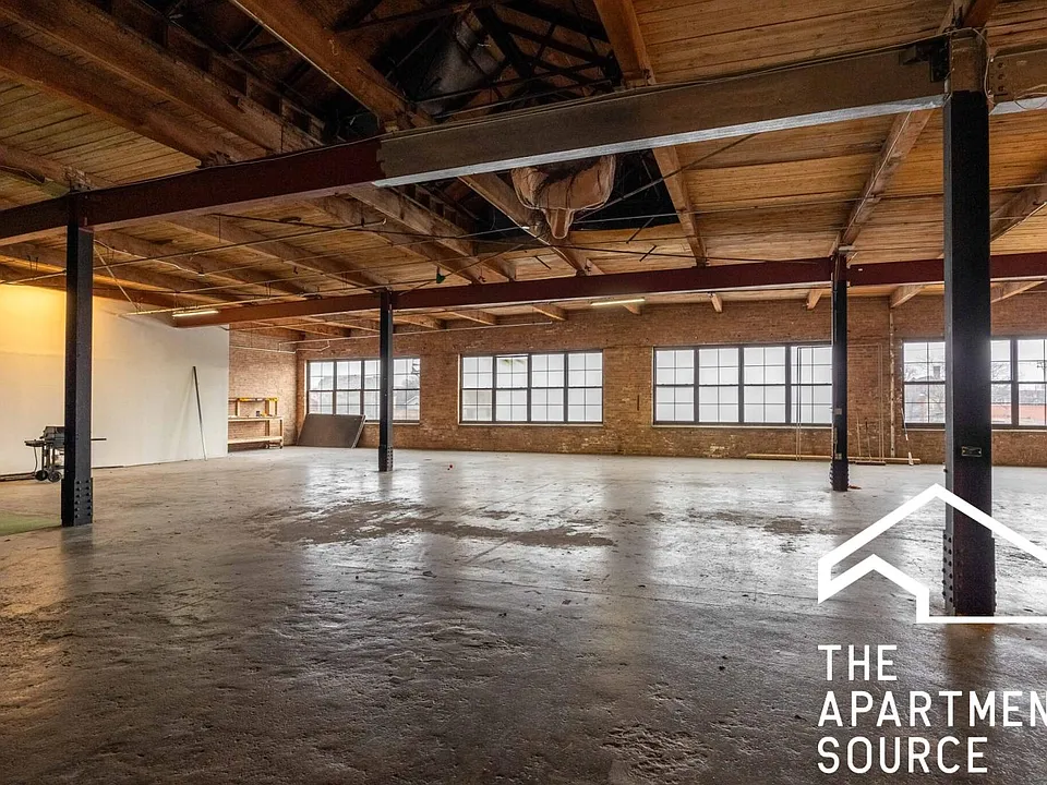 3134 W Carroll Ave #2