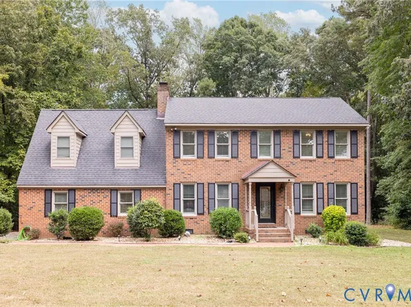 4201 Hunters Ridge Dr, Moseley, VA 23120