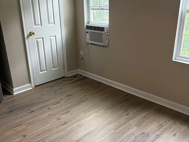 1218 Staples St NE #3 — Photo 7