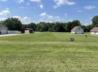 Lawlis Rd #8, Siloam Springs, AR 72761