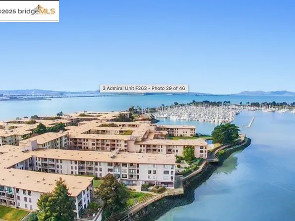 9 Commodore Dr #A206, Emeryville, CA 94608