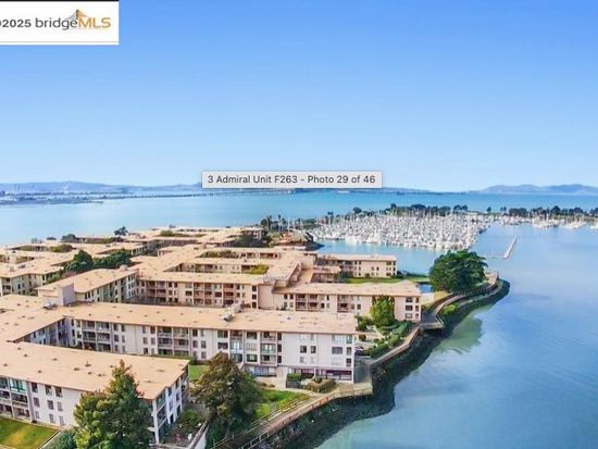 9 Commodore Dr #A206, Emeryville, CA 94608