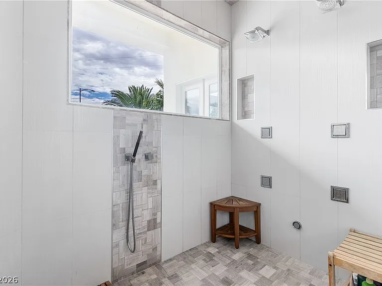 7270 Loma Alta Cir — Photo 33