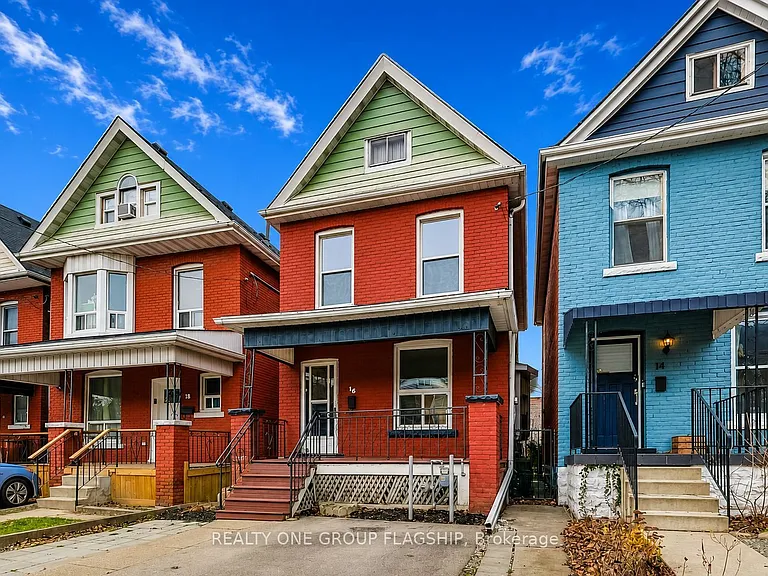 16 Huntley St — Photo 2