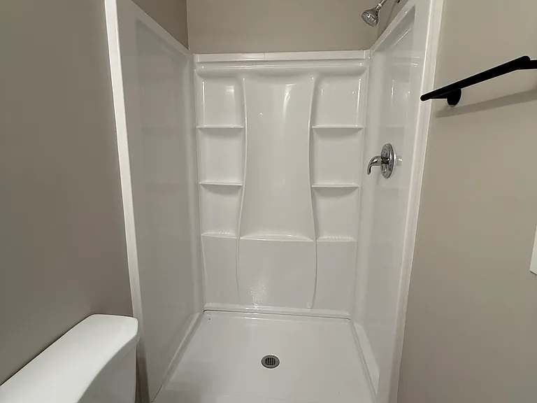 6472 Windsor Gate Ln — Photo 10