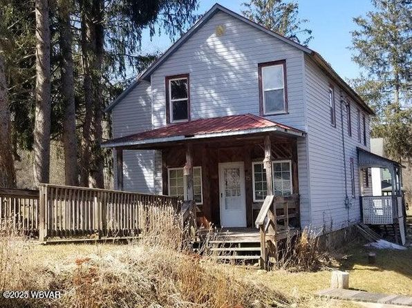 15 Flat St, Lopez, PA 18628