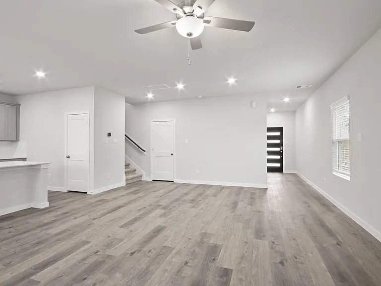 227 Brazen Forest Trl — Photo 4