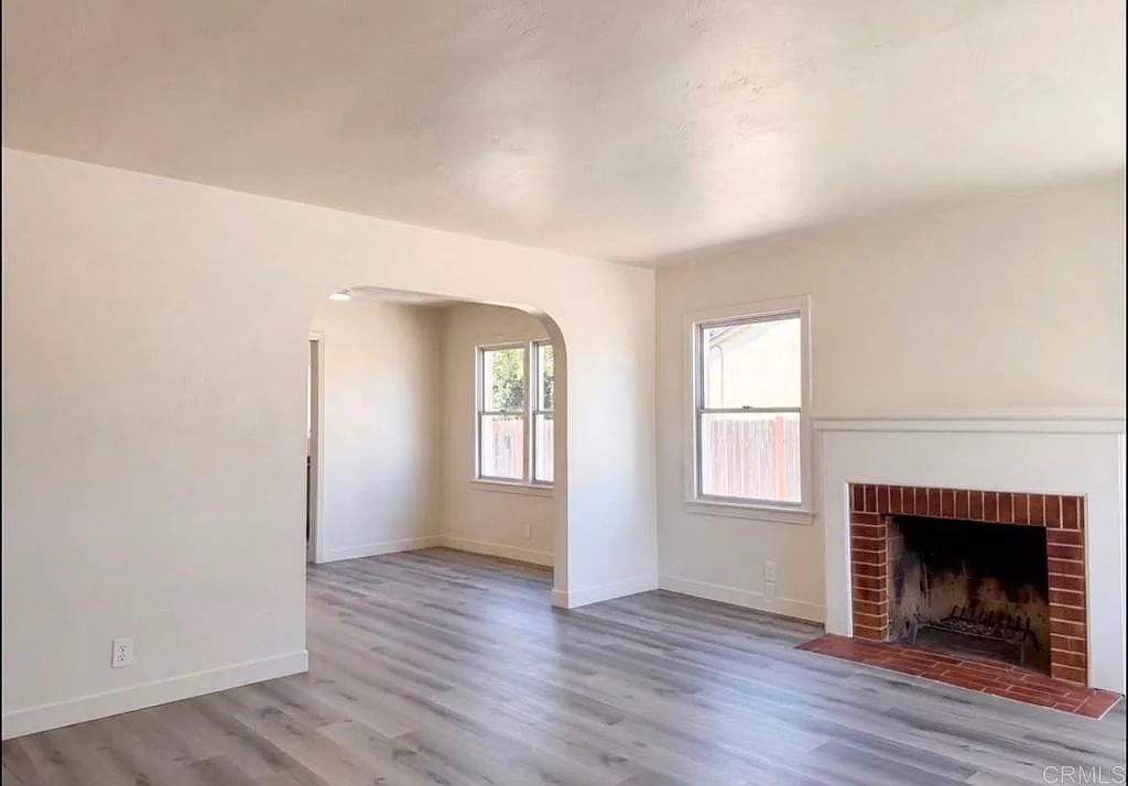 2 bed, 1.0 bath, 111 sqft, $1,500 — Photo 2