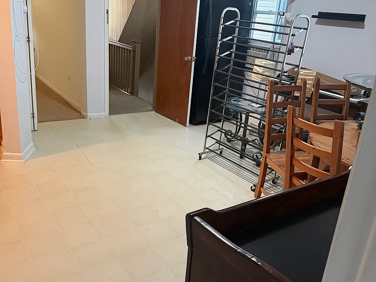 158 Pierre Ave #2 — Photo 11