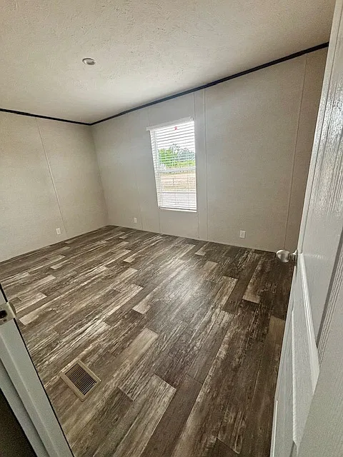 3 bed, 1672 sqft, $1,325 — Photo 3