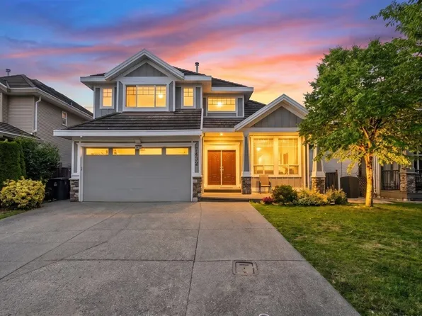 7432 148th St, Surrey, BC V3S 3E7
